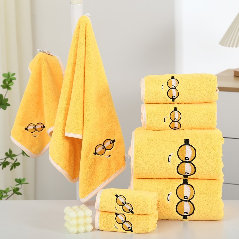Anime Peripheral Minions Kawai - огляд і ціна Golf Towel